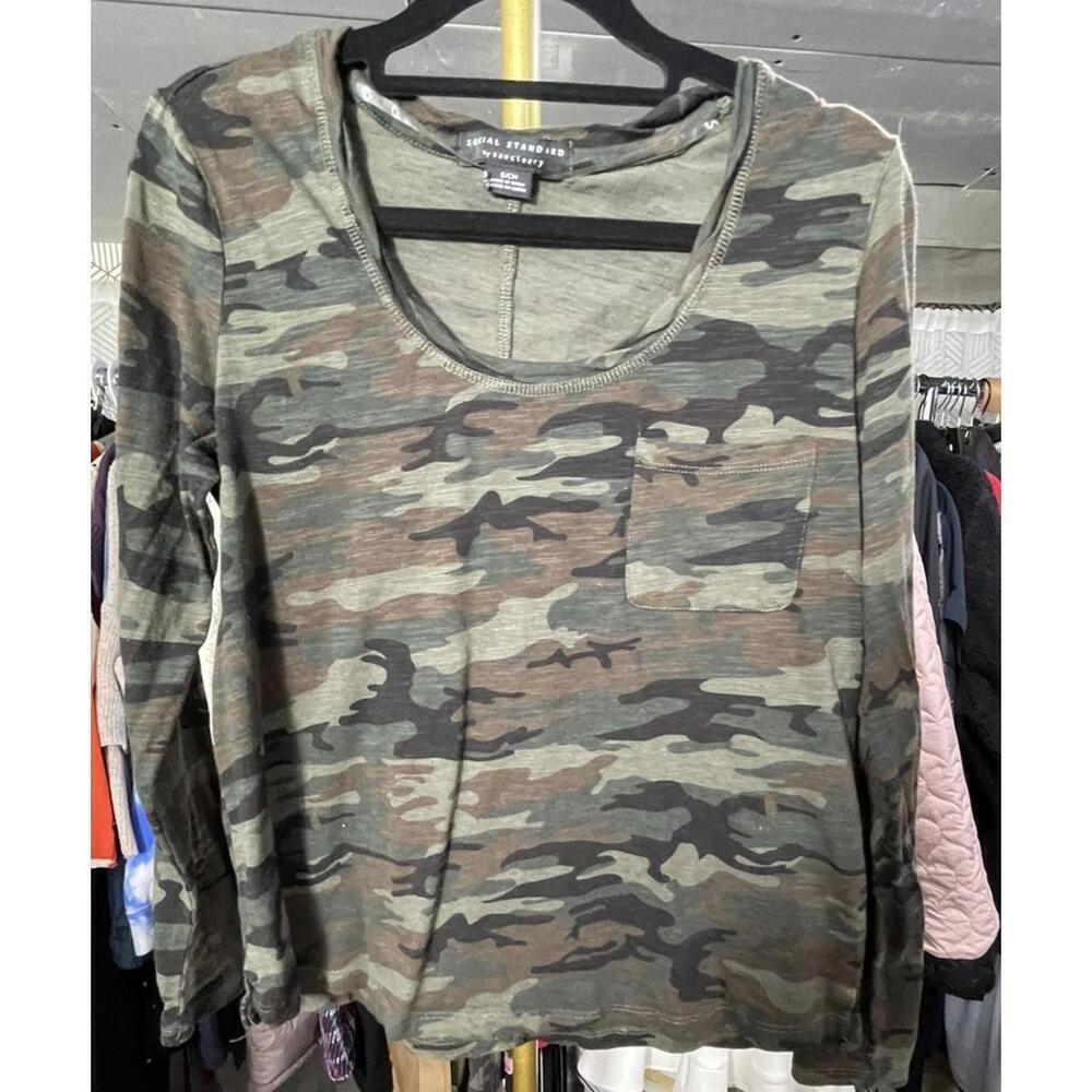 Social Standard By Sanctuary Camouflage Long Sleeve T-shirt Woman's Sz S